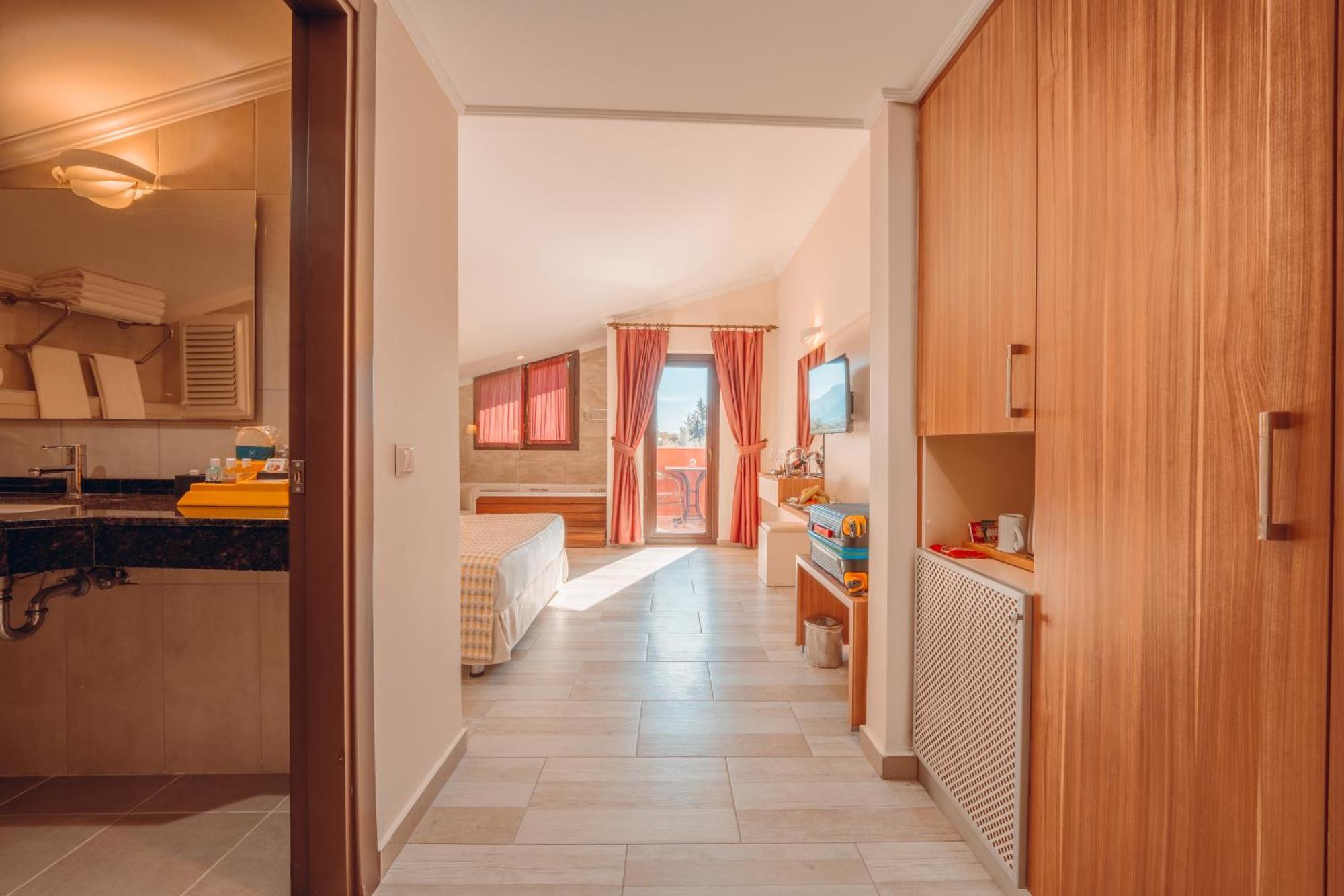 Sundia By Liberty Suncity Oludeniz Exterior photo